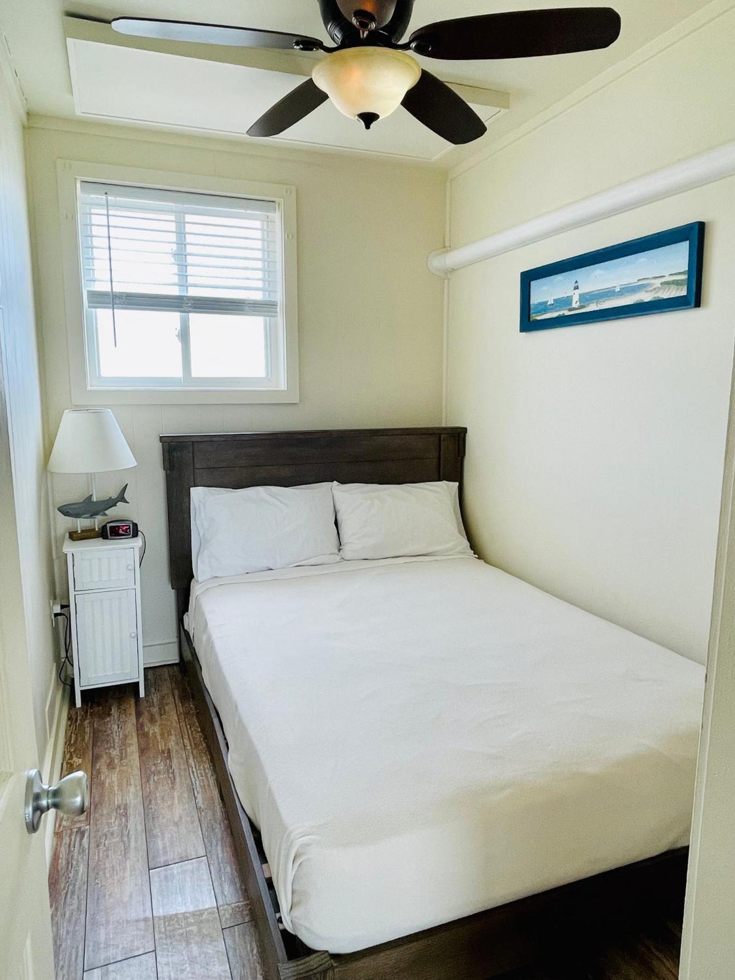 The Garlands Motel